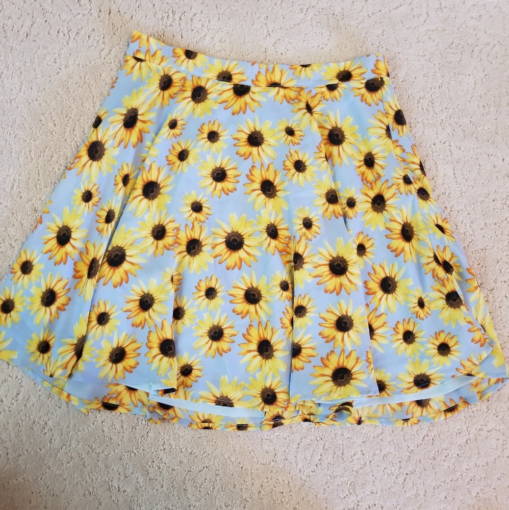 Nwt sunflower skirt not flandl